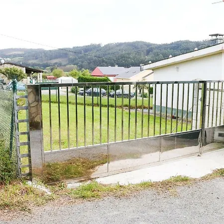 Holiday home Casa Viveiro Jove